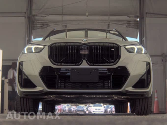 2026 BMW X1 M35i - miniatura 3
