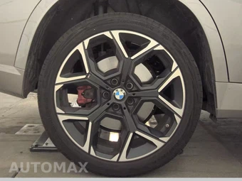 2026 BMW X1 M35i - miniatura 11