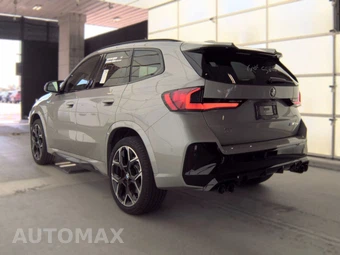 2026 BMW X1 M35i - miniatura 8