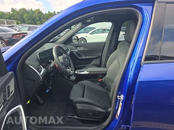 2026 BMW X1 M35i – miniatura 13