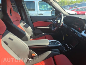 2026 BMW X1 M35i - miniatura 8