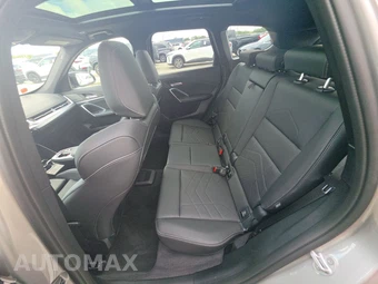 2026 BMW X1 M35i - miniatura 19