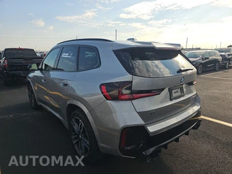 2026 BMW X1 M35i - miniatura 6