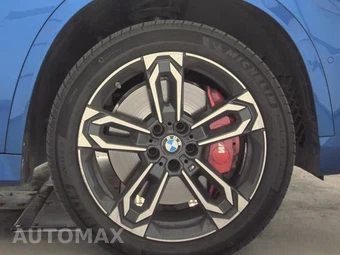 2026 BMW X1 M35i - miniatura 10