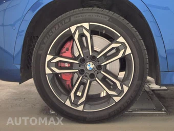 2026 BMW X1 M35i - miniatura 9