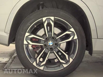 2026 BMW X1 M35i - miniatura 11