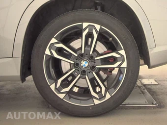 2026 BMW X1 M35i - miniatura 12