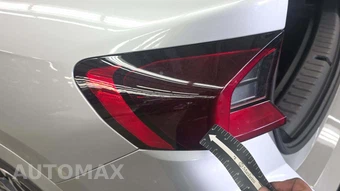 2026 BMW X1 M35i - miniatura 26