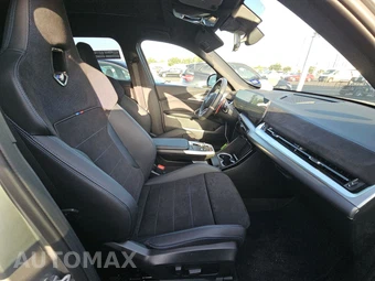 2026 BMW X1 M35i - miniatura 8
