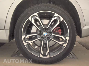 2026 BMW X1 M35i – miniatura 12