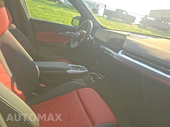 2026 BMW X1 M35i – miniatura 14