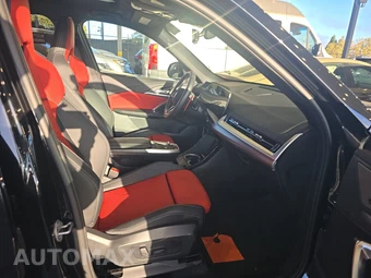 2026 BMW X1 M35i - miniatura 8