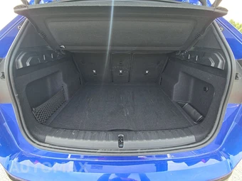 2026 BMW X1 M35i - miniatura 23