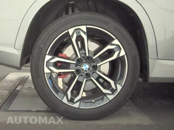 2026 BMW X1 M35i - miniatura 11