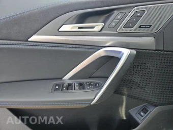 2026 BMW X1 M35i - miniatura 15
