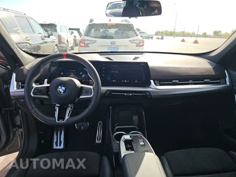 2026 BMW X1 M35i - miniatura 17