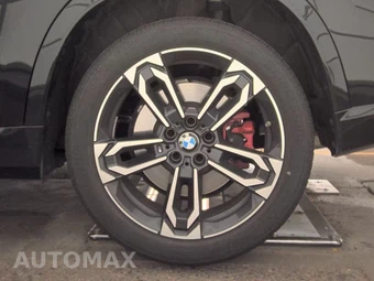 2026 BMW X1 M35i – miniatura 12