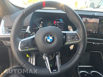 2026 BMW X1 M35i - miniatura 10