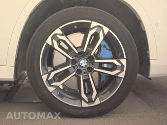 2026 BMW X1 M35i - miniatura 10