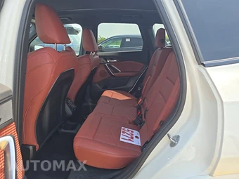 2026 BMW X1 M35i - miniatura 19