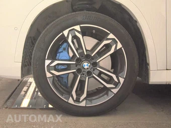 2026 BMW X1 M35i - miniatura 9