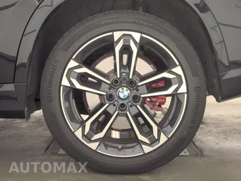 2026 BMW X1 M35i - miniatura 12