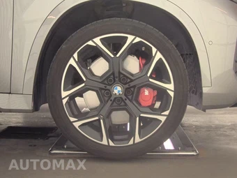 2026 BMW X1 M35i - miniatura 10