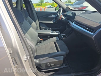 2026 BMW X1 M35i - miniatura 14