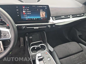 2026 BMW X1 M35i – miniatura 11