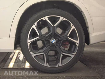 2026 BMW X1 M35i - miniatura 12