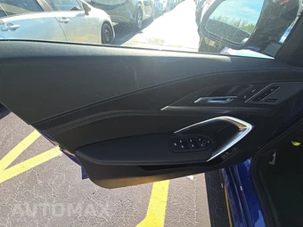 2026 BMW X1 M35i - miniatura 15