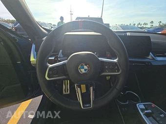 2026 BMW X1 M35i - miniatura 16