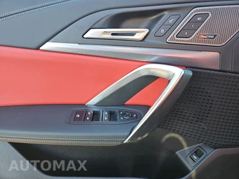 2026 BMW X1 M35i - miniatura 9