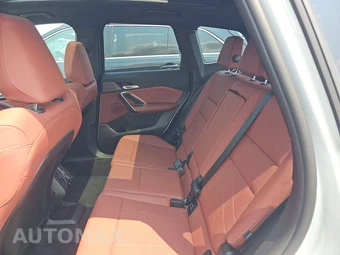 2026 BMW X1 M35i - miniatura 19