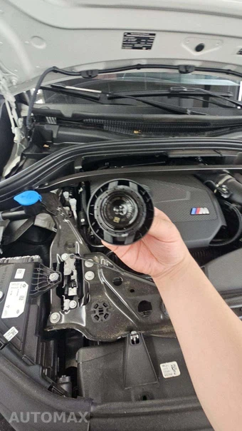 2026 BMW X1 M35i - miniatura 24