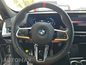 2026 BMW X1 M35i - miniatura 10