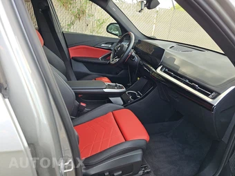 2026 BMW X1 M35i - miniatura 8