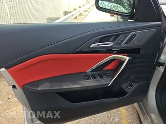 2026 BMW X1 M35i - miniatura 9
