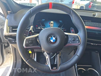2026 BMW X1 M35i - miniatura 10