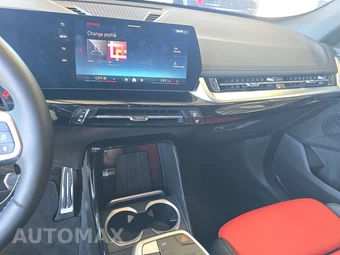 2026 BMW X1 M35i - miniatura 11