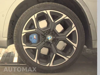 2026 BMW X1 M35i - miniatura 9