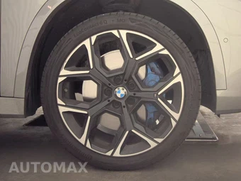 2026 BMW X1 M35i – miniatura 10