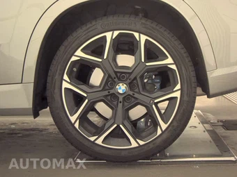 2026 BMW X1 M35i – miniatura 12