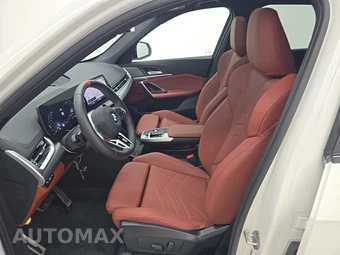 2026 BMW X1 M35i - miniatura 7