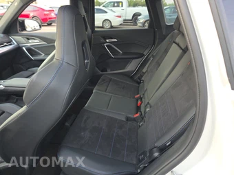 2026 BMW X1 M35i - miniatura 19