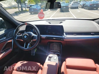 2026 BMW X1 M35i - miniatura 17