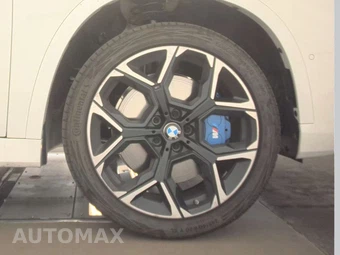 2026 BMW X1 M35i – miniatura 10