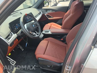 2026 BMW X1 M35i – miniatura 13