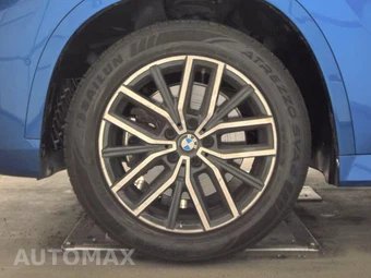 2026 BMW X1 xDrive28i M SPORT LINE - miniatura 9