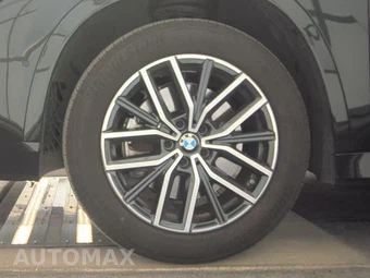 2026 BMW X1 xDrive28i M SPORT LINE - miniatura 9
